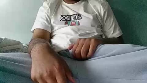 Snapshot of horny_hunk18 chatting on 05.10.26 horny_hunk18 online show from 05.10.26