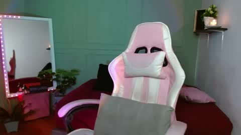 onlyTiffany I broke up with  frank 10 days ago online show from 12.25.24