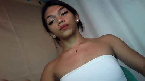 Rhiana online show from 05.11.26