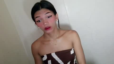 Rhiana online show from 06.12.26