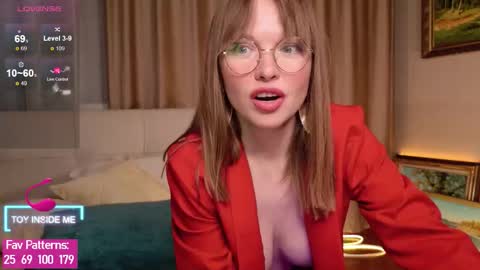 Horny Svinka online show from 10.19.25