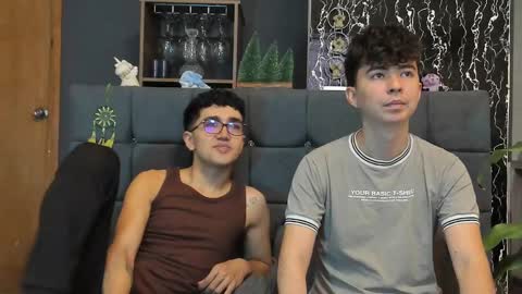 Alex and Camilo online show from 03.09.25