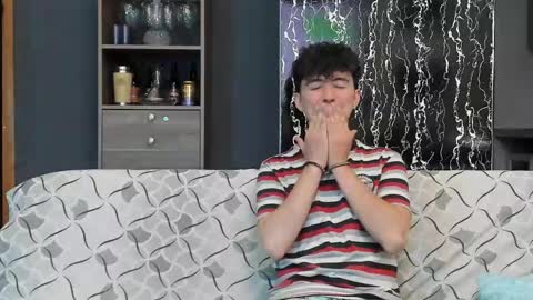 Alex and Camilo online show from 03.11.25