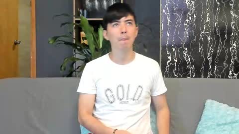 Alex and Camilo online show from 09.11.25