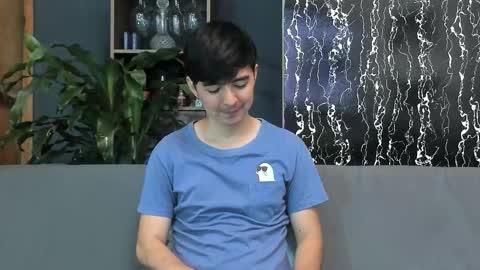 Alex and Camilo online show from 11.23.25