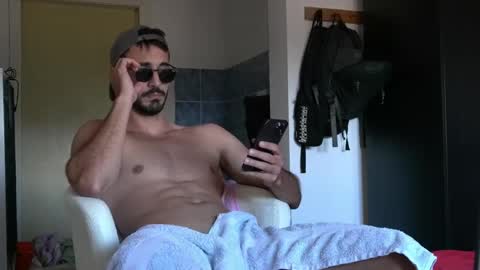 Snapshot of hornyasfuckk33 chatting on 06.04.26 hornyasfuckk33 online show from 06.04.26