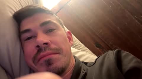 Justin 7 inches online show from 03.28.26