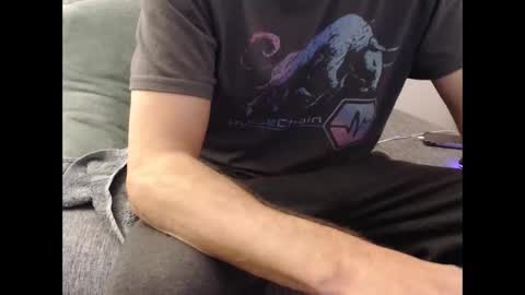 Ahhhh mom use me online show from 12.22.25