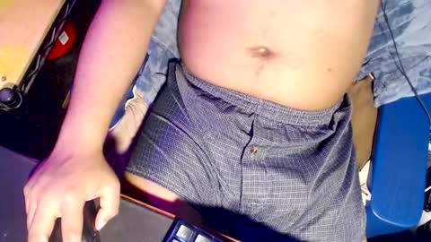 Snapshot of hornydude939393 chatting on 04.04.26 hornydude939393 online show from 04.04.26