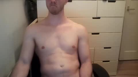 Snapshot of hornydutchmen69 chatting on 04.16.26 hornydutchman69 online show from 04.16.26