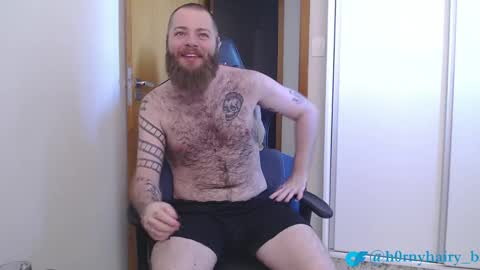 Snapshot of hornyhairy_bi chatting on 04.30.26 Harry online show from 04.30.26