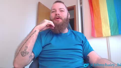 Snapshot of hornyhairy_bi chatting on 05.25.26 Harry online show from 05.25.26
