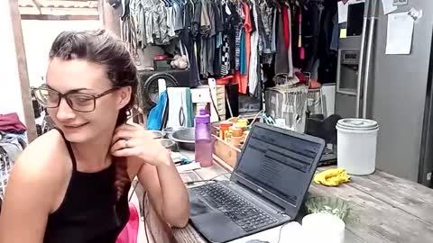 Nix  D online show from 11.16.25