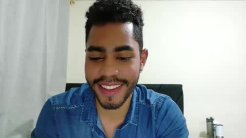 Snapshot of hornyhoese chatting on 12.20.25 Hoese online show from 12.20.25