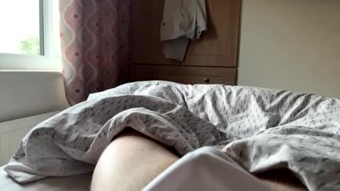 Snapshot of hornyian91 chatting on 05.16.26 Liverpool lad online show from 05.16.26