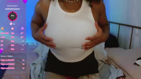 Snapshot of hornylittlehoney chatting on 12.27.24 Horny Little Honey online show from 12.27.24