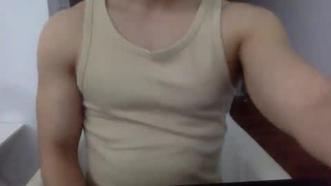 Snapshot of hornyspaniard93 chatting on 04.04.26 hornyspaniard93 online show from 04.04.26