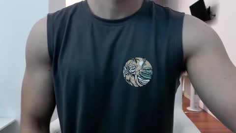 Snapshot of hornyspaniard93 chatting on 04.17.26 hornyspaniard93 online show from 04.17.26