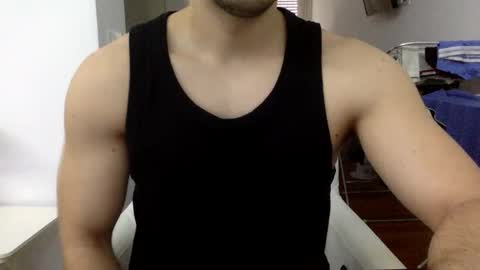 Snapshot of hornyspaniard93 chatting on 04.26.26 hornyspaniard93 online show from 04.26.26