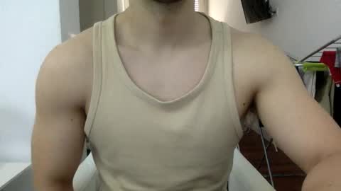 Snapshot of hornyspaniard93 chatting on 05.26.26 hornyspaniard93 online show from 05.26.26