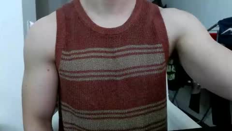 Snapshot of hornyspaniard93 chatting on 05.29.26 hornyspaniard93 online show from 05.29.26
