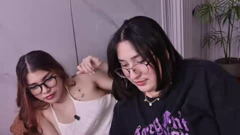 Snapshot of hornysquirtduo chatting on 07.17.26 little cutties online show from 07.17.26