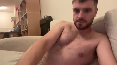 Snapshot of hornytom27 chatting on 10.22.25 Horny247 online show from 10.22.25