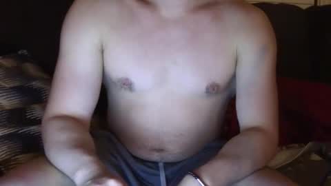 Snapshot of hornywhitehog chatting on 05.26.26 Hornywhitehog online show from 05.26.26