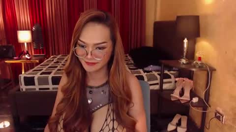 Snapshot of horsecockjackie chatting on 12.12.24 horsecockjackie online show from 12.12.24