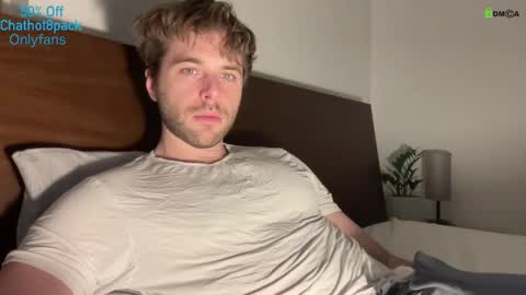 Snapshot of hot8pack01 chatting on 02.17.26 Edward aka Wolf online show from 02.17.26