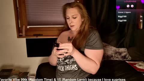 Snapshot of hot_beautiful_milf chatting on 05.20.26 Joy online show from 05.20.26