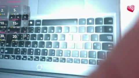 Snapshot of hot_beauty__ chatting on 05.29.26 VALENTINA online show from 05.29.26