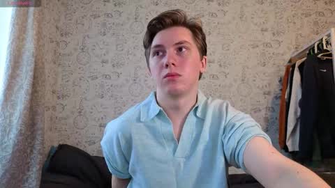 Snapshot of hot_boy_oscar chatting on 09.20.25 Oscar online show from 09.20.25