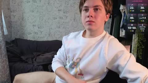 Snapshot of hot_boy_oscar chatting on 11.30.25 Oscar online show from 11.30.25