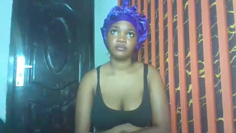 Snapshot of hot_choccoolate chatting on 03.29.26 Zarah online show from 03.29.26
