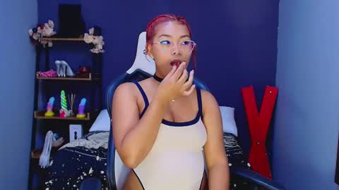 hot chocolate 4u online show from 03.10.25