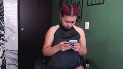 Snapshot of hot_chocolate_4u chatting on 07.05.26 hot chocolate 4u online show from 07.05.26