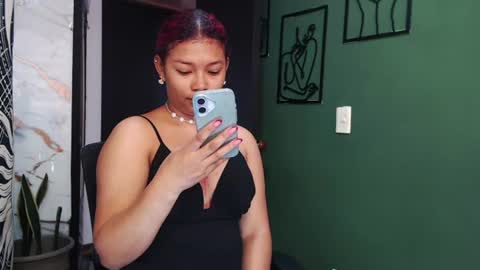 Snapshot of hot_chocolate_4u chatting on 07.19.26 hot chocolate 4u online show from 07.19.26