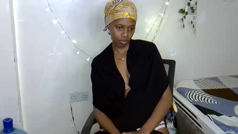 Snapshot of hot_dayne chatting on 11.27.25 hot_dayne online show from 11.27.25