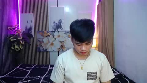 hot_emmanuel online show from 12.18.25