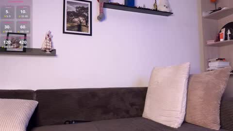 Snapshot of hot_frictions chatting on 12.15.24 Hope online show from 12.15.24