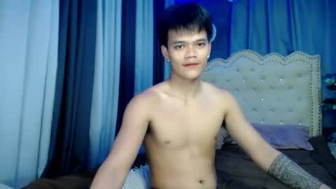 hot_fucker_ online show from 04.17.26