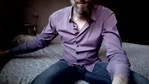 Snapshot of hot_hung_daddy_4u chatting on 04.22.26 Daddy online show from 04.22.26