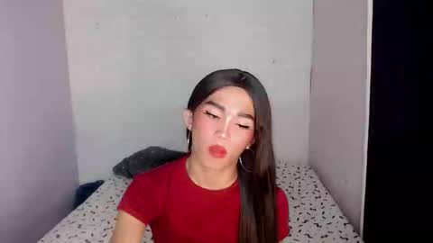 Snapshot of hot_khianna chatting on 02.13.26 Khianna online show from 02.13.26