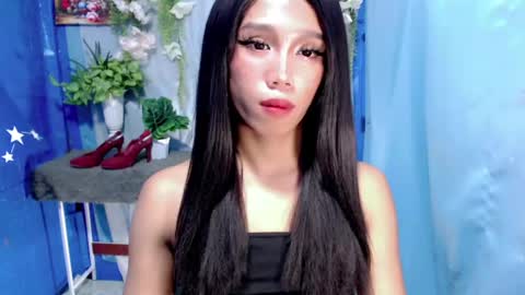 Snapshot of hot_khianna chatting on 04.25.26 Khianna online show from 04.25.26