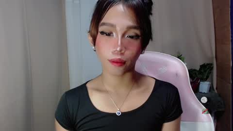Snapshot of hot_khianna chatting on 05.03.26 Khianna online show from 05.03.26