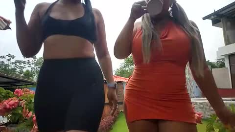 Snapshot of hot_kittens_xxx chatting on 05.30.26 kittens online show from 05.30.26