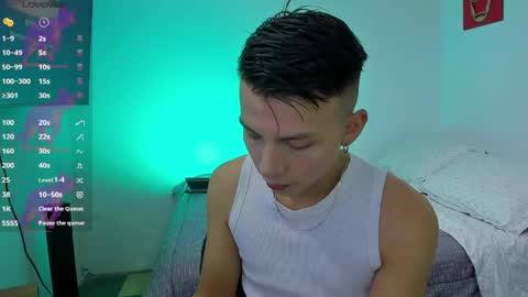 Snapshot of hot_latin_temptation chatting on 05.15.26 Alejandro online show from 05.15.26