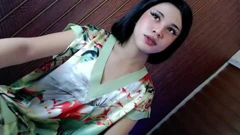 Snapshot of hot_laura69 chatting on 06.15.26 just call me laura online show from 06.15.26