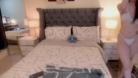 lyn online show from 01.26.25